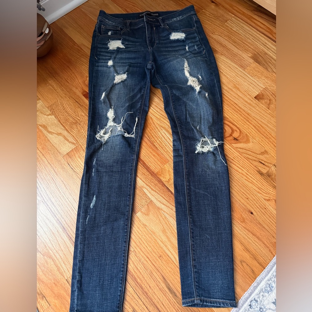Express Jeans. Size 4. like new.